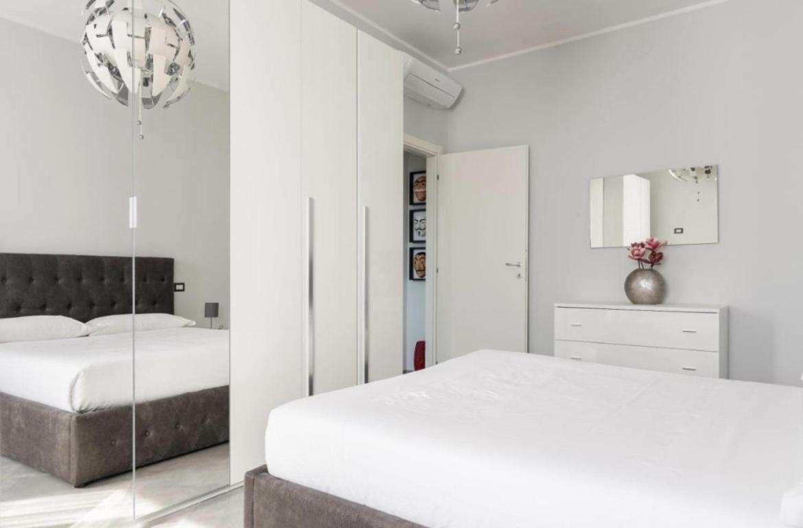 Luxury Apartment In Prada District Near Mm Brenta & Milan Center - Ideal For Business Profiles Екстер'єр фото